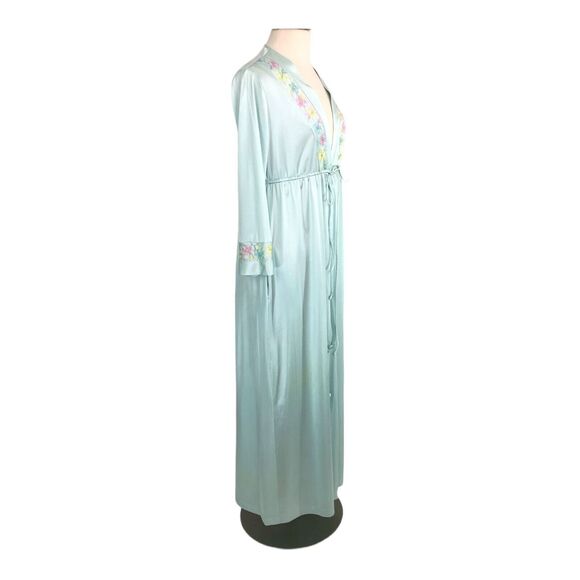 Montgomery Ward Semi Sheer Satin Robe Embroidered Trim Button Small Vintage - Picture 8 of 11